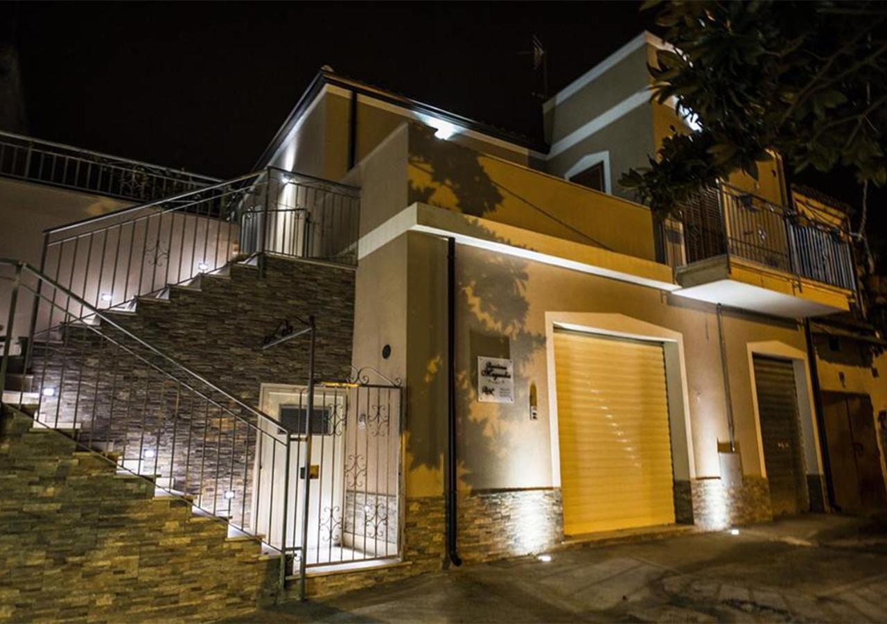 Residenza Magnolia Bed & Breakfast โตรเปอา ภายนอก รูปภาพ