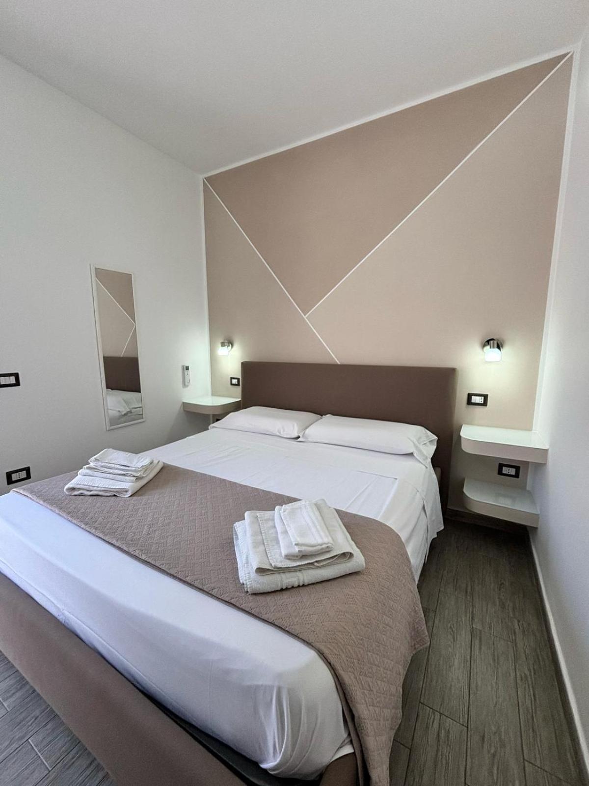 Residenza Magnolia Bed & Breakfast โตรเปอา ภายนอก รูปภาพ