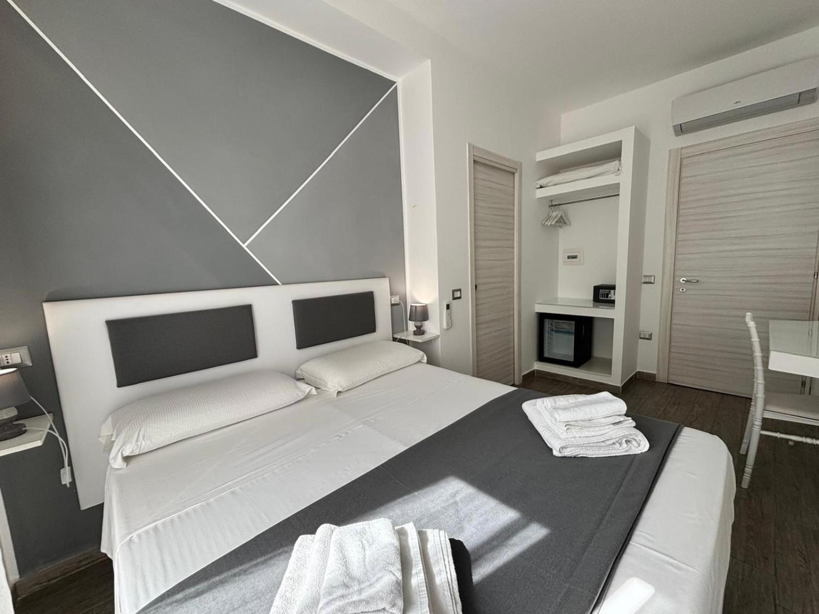 Residenza Magnolia Bed & Breakfast โตรเปอา ภายนอก รูปภาพ